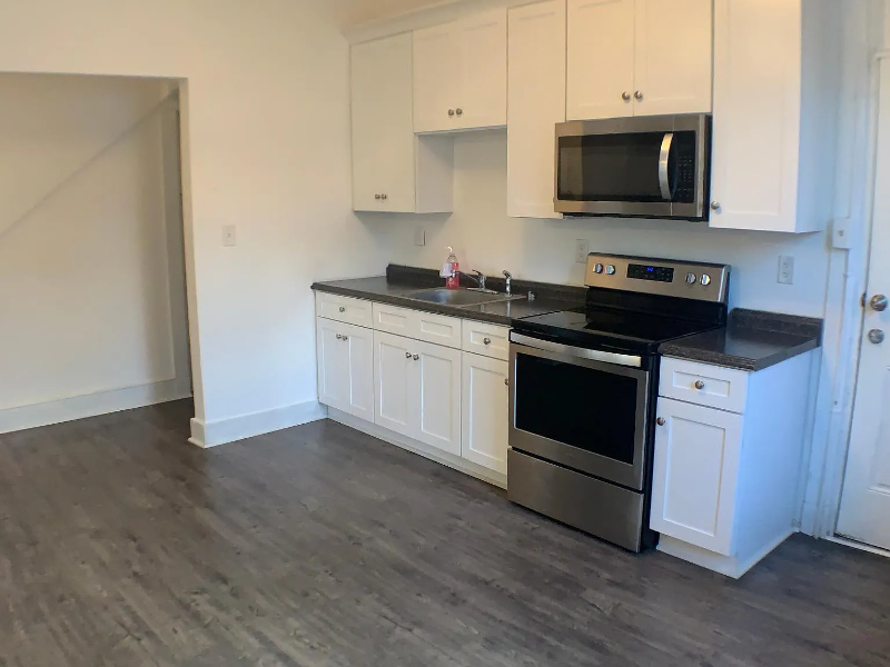 Lancaster Townhome: 402 South Lime Street