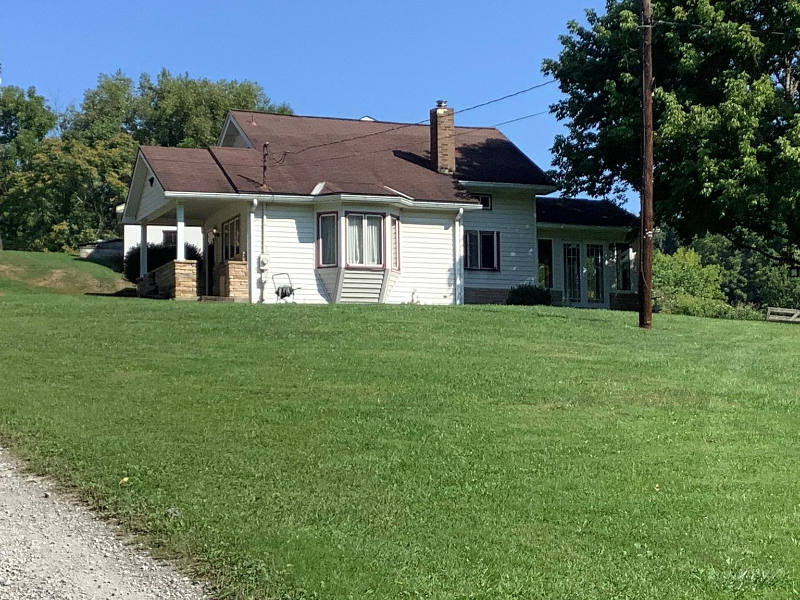 Washington House: 420 Lagonda Rd,