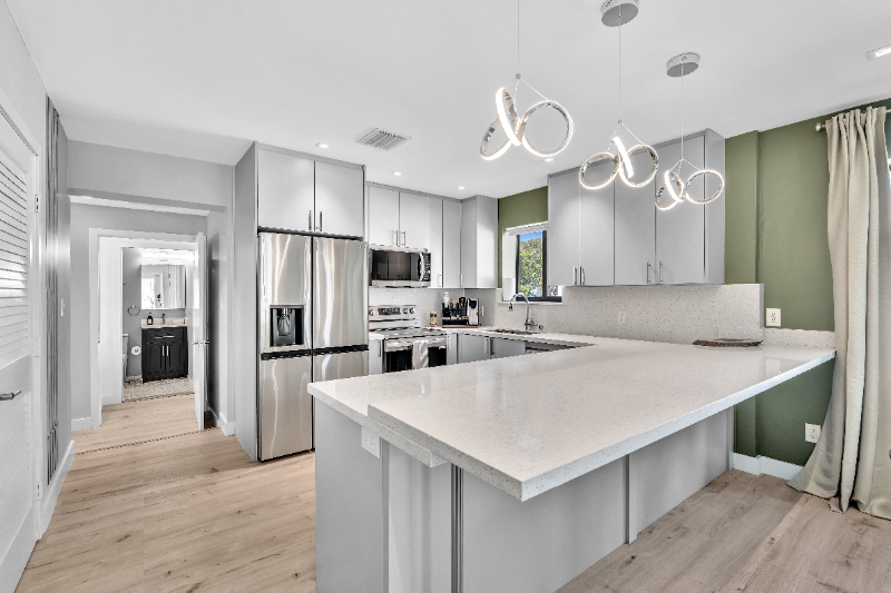 Miami House: 310 SW 31st Ct,