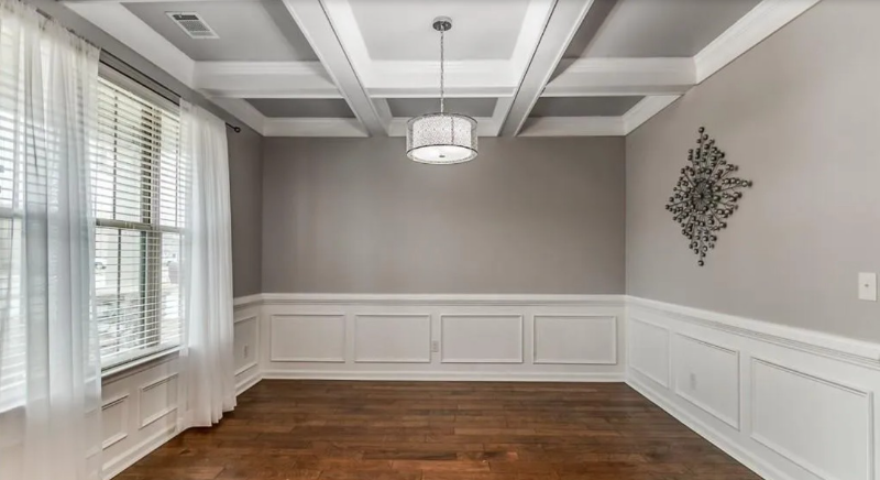 Guyton House: 174 Green Paddock Cir,