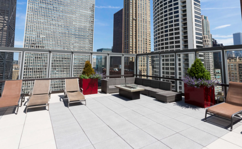 Chicago Condo: 33 E Pearson St