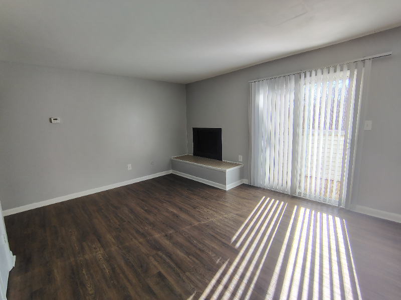 Lynchburg Apartment: 600 Reusens Road