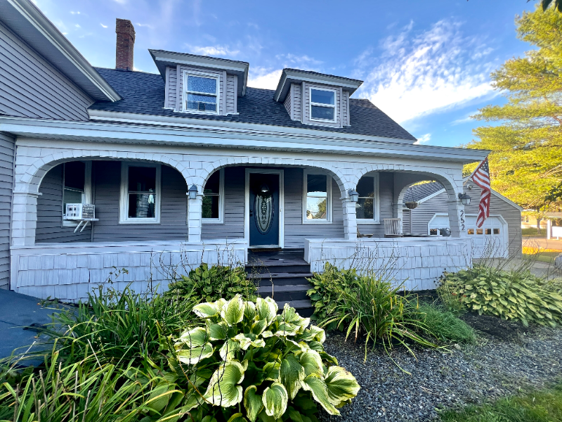 Randolph House: 252 Windsor St