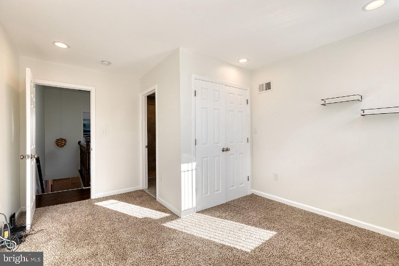 Baltimore Townhome: 2515 E Fayette St