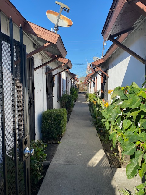 Bell Gardens House: 5723 Gage Ave