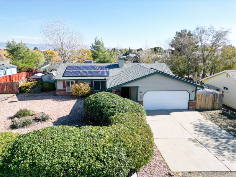 Prescott Valley House: 4401 N Lone Cactus Dr