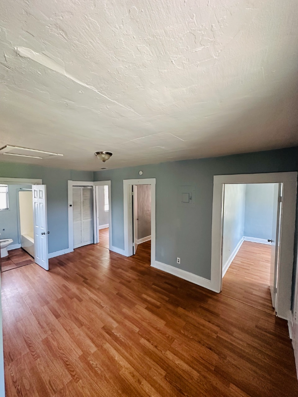 Jacksonville Multiplex: 1508 Eaverson St