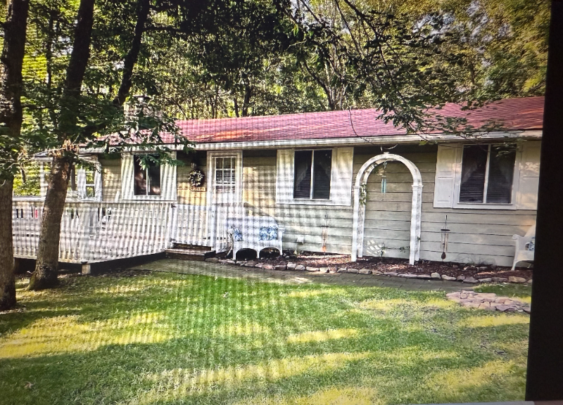 Albrightsville House: 21 Short Ln