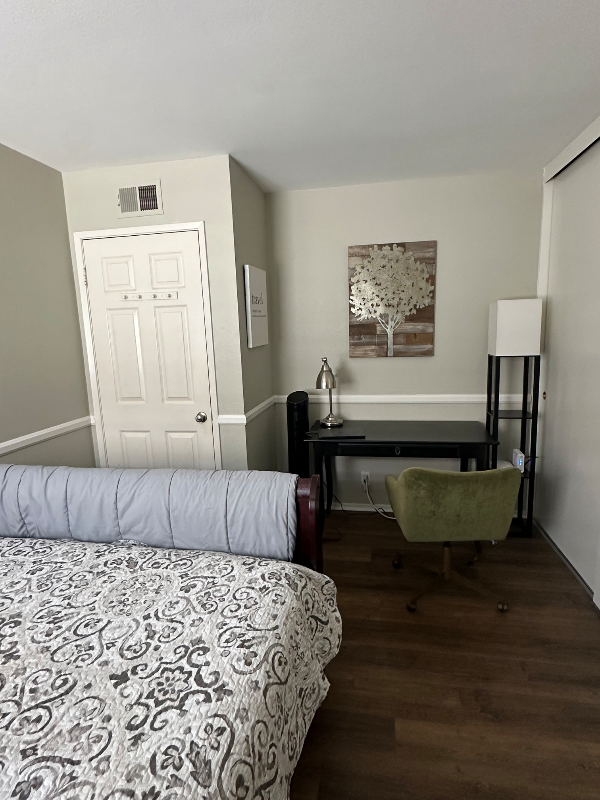 Irvine House: 51 Hunter,