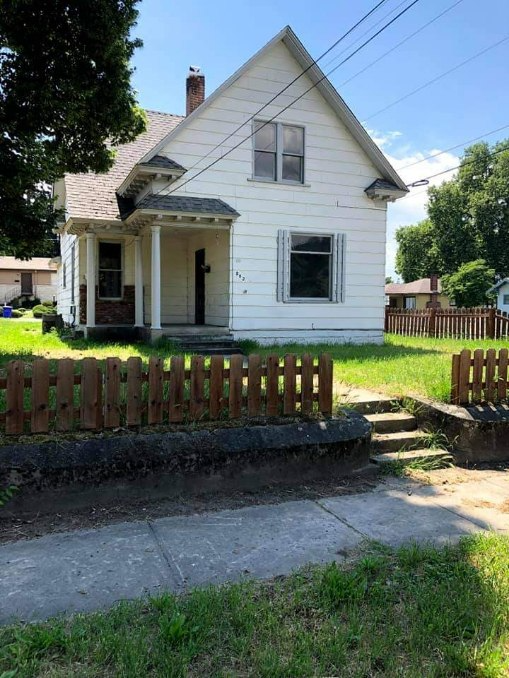 Lewiston House: 802 10th ave