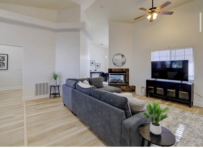 Las Vegas House: 1870 Racine Dr,