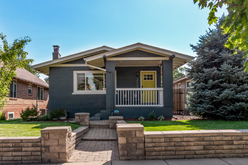 Denver House: 3208 N Fillmore St