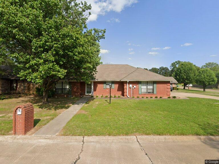 Texarkana House: 5 Diamond Circle