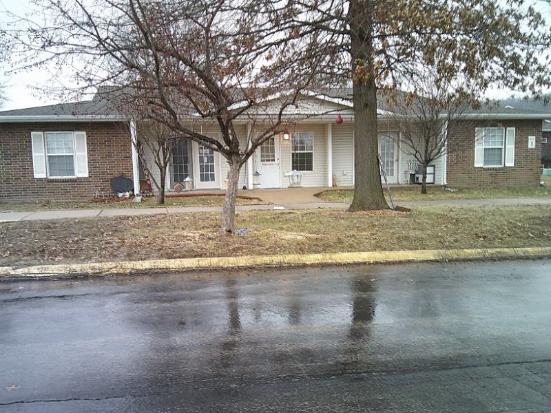 Louisiana Apartment: 400 Tella Jane Lane