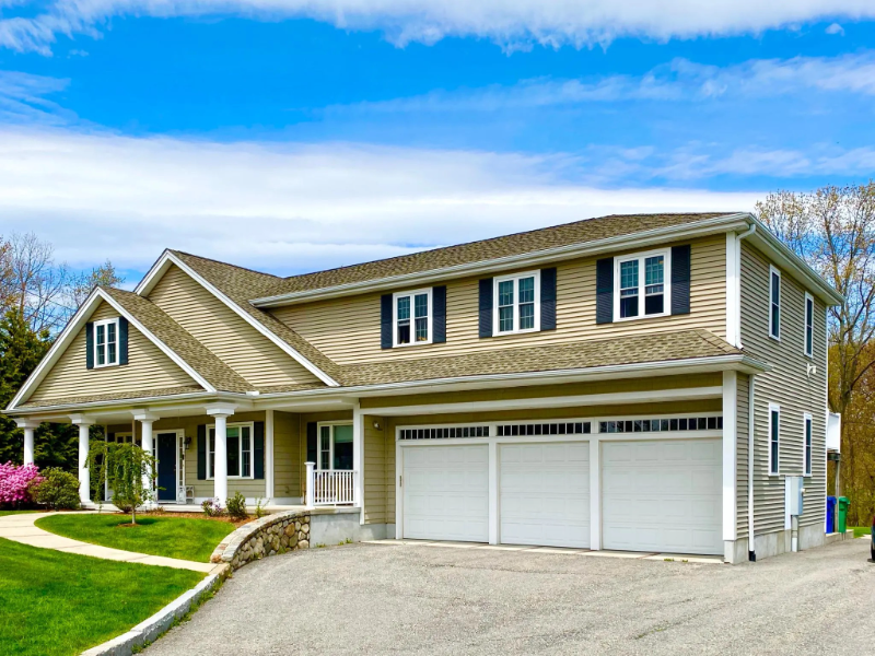 Burlington Multiplex: 1 Sorelle Pl