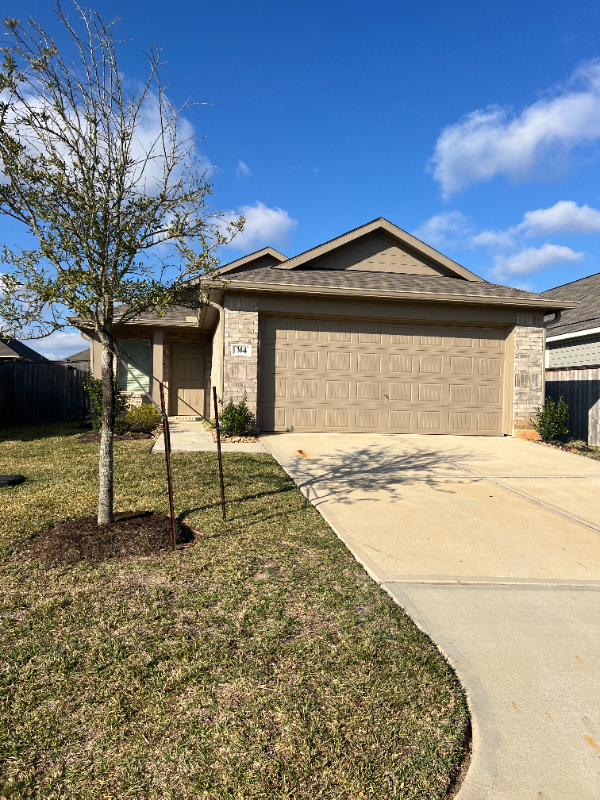 Willis House: 314 Harbor Bend Ct,