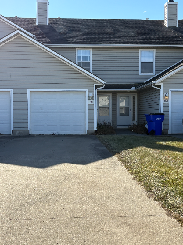 Grain Valley Other: 1244 NW Phelps Drive