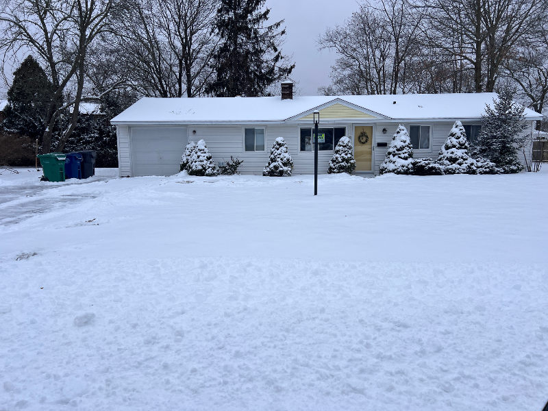 Warwick House: 165 Haverhill Ave,