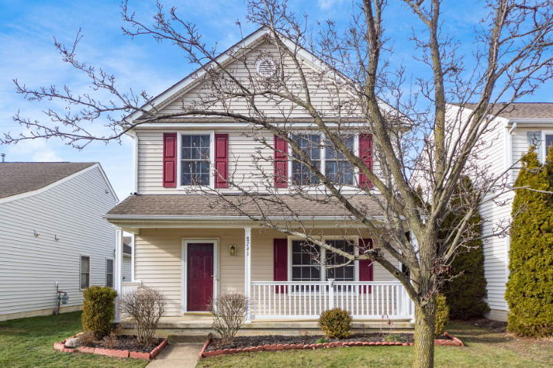 Lewis Center House: 8741 Olenmead Dr