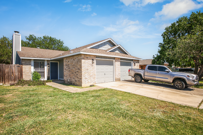 San Antonio Townhome: 5522 Lochmoor