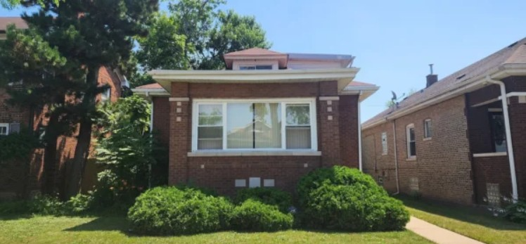 Chicago House: 9325 S Loomis St