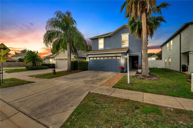 Land O Lakes House: 3323 THISTLEDOWN LN