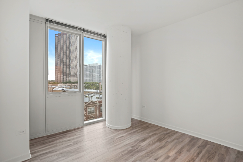 Chicago Condo: 3764 N Halsted St