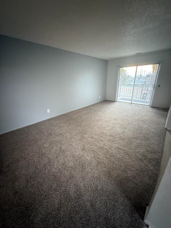adelanto Apartment: 11951 Chamberlaine Way