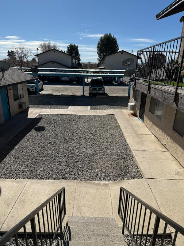 adelanto Apartment: 11210 Chamberlaine Way