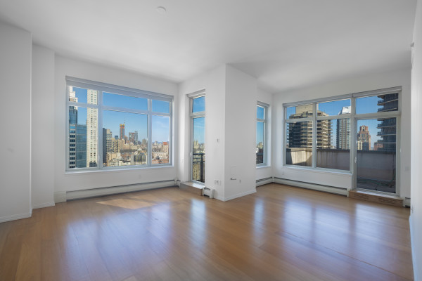 New York Apartment: 205 EAST 59th street