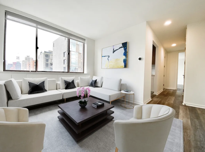 New York Apartment: 520 west 43rd street