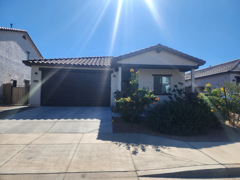 Maricopa House: 40545 W Chambers Dr