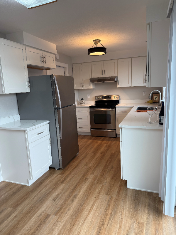 Buckley Multiplex: 288 N McNeely Street, Unit A