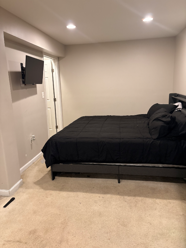 Stafford Apartment: 34 Appletree Lane