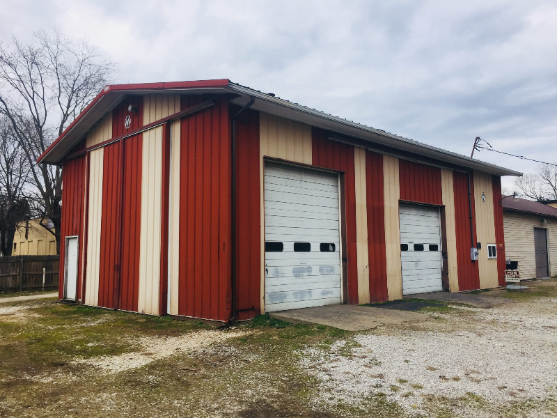 Marietta Other: 107 W Sacra Via St