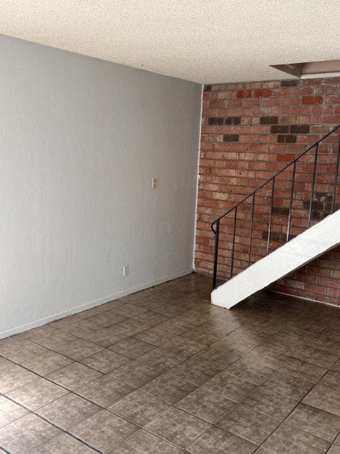 SACRAMENTO Condo: 5810 WALERGA RD