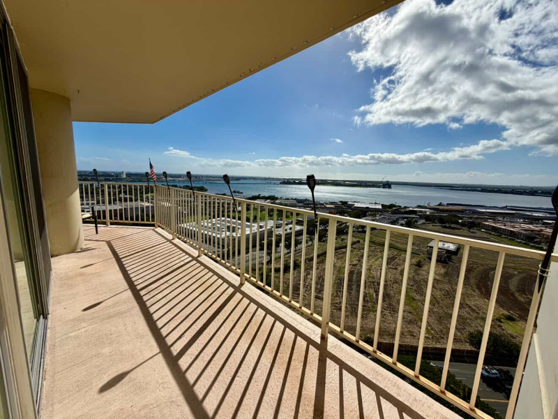 Aiea Condo: 98-099 UAO PL