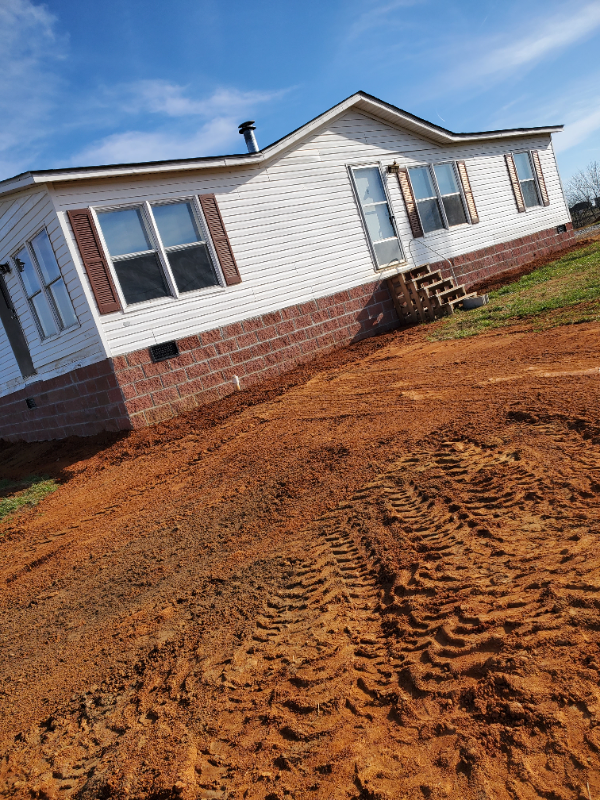 Cedar Hill House: 4823 Drake Rd