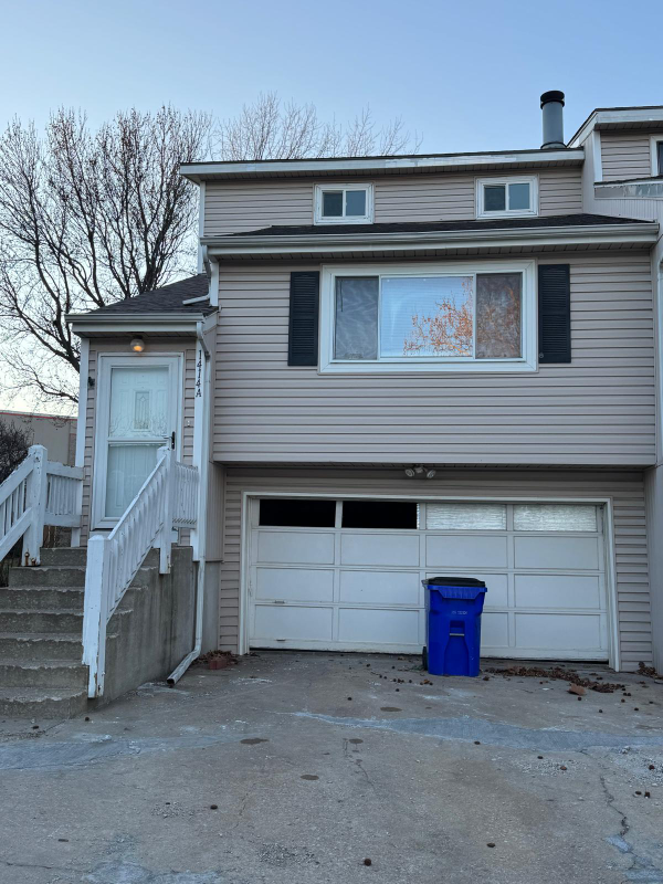 Olathe Townhome: 1414 Martway Cir