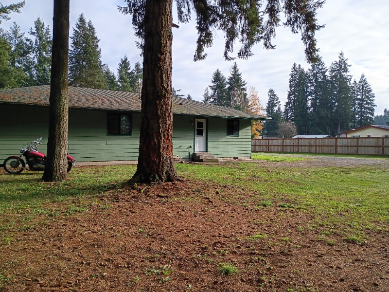 Rochester House: 5445 191st Ave SW,