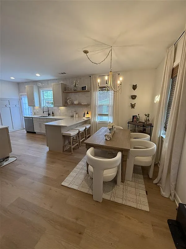 Nashville Other: 711 32nd Ave N