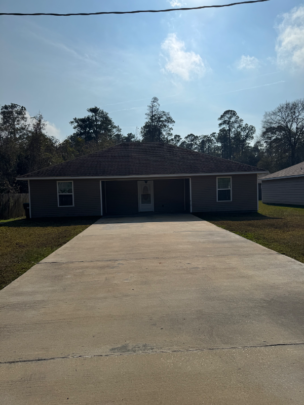 Slidell House: 521 Lee Dr