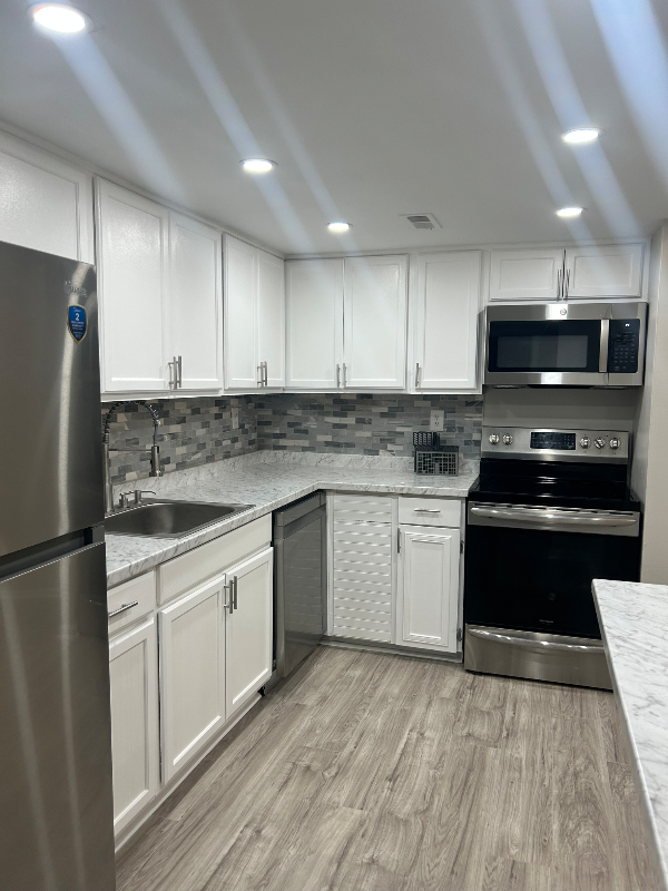 Richmond Townhome: 3217 Hunters Mill Dr,