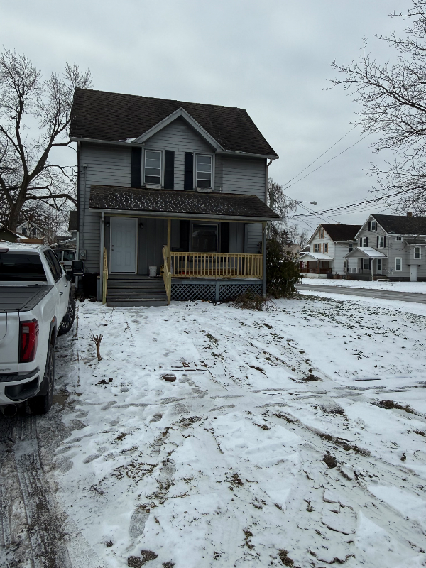 Warren House: 1206 Hollywood