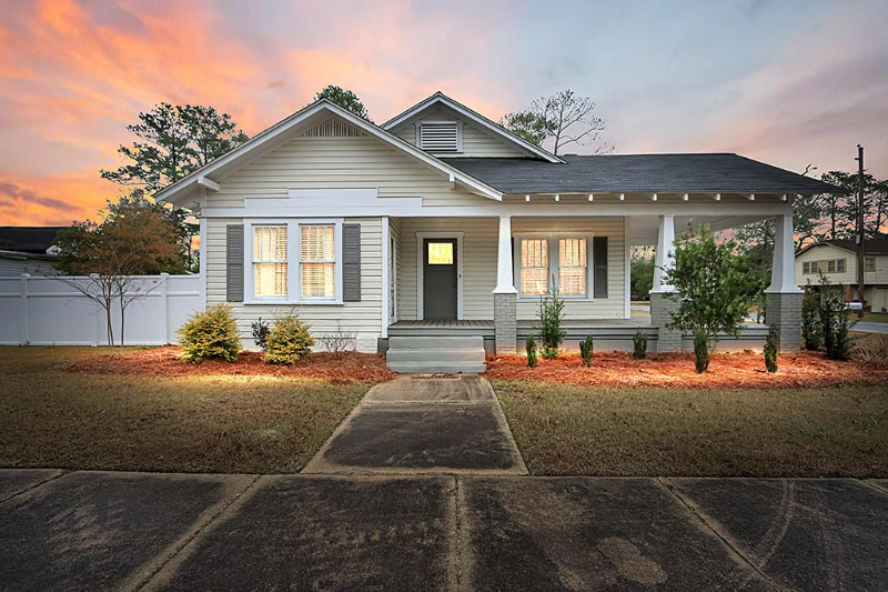 Jesup Other: 591 E Cherry St