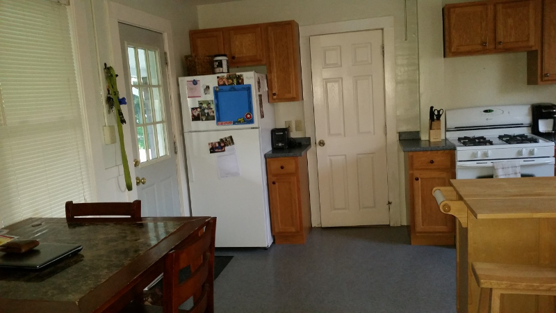 EASTHAMPTON Multiplex: 6 Gaugh St