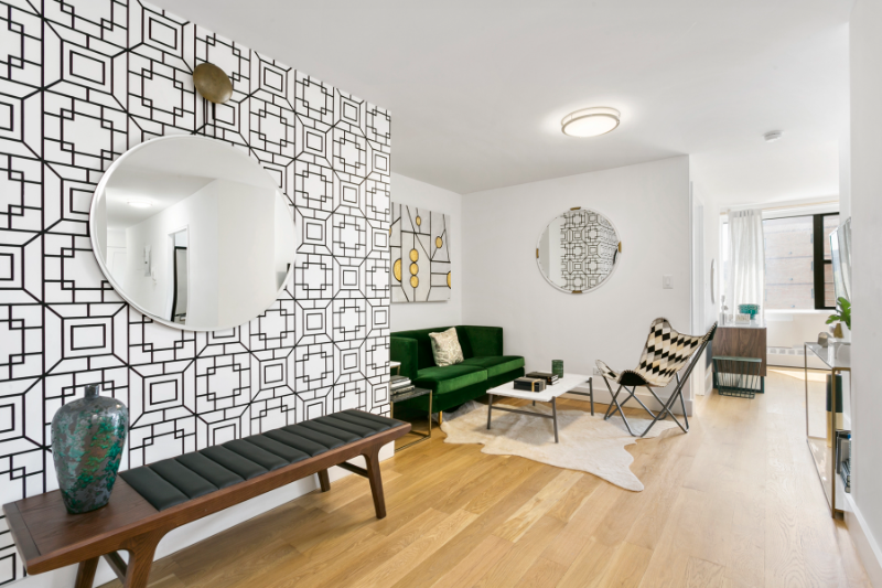 rego park House: 6260 99 st