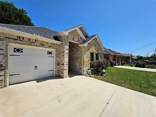 Dallas House: 3718 Harlingen St,