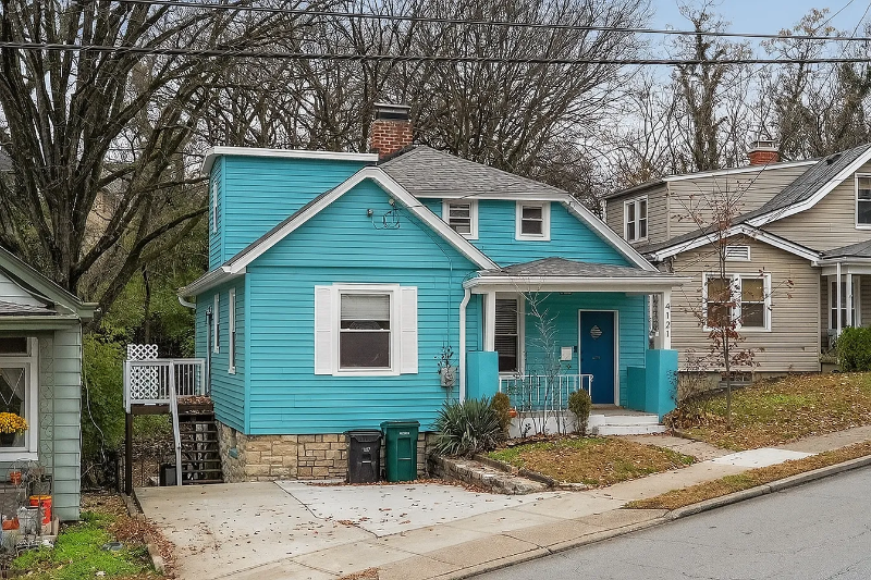 Cincinnati House: 4121 Marburg Ave