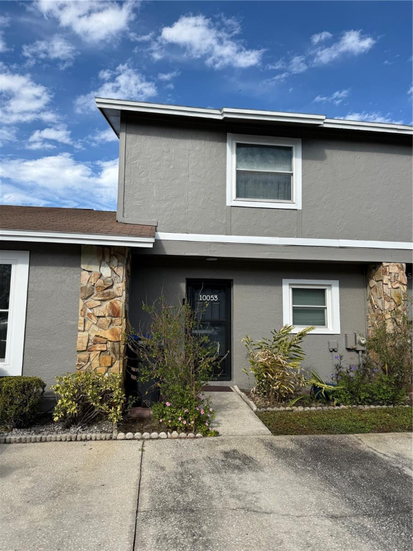 Tampa Townhome: 10053 Lake Oak Circle